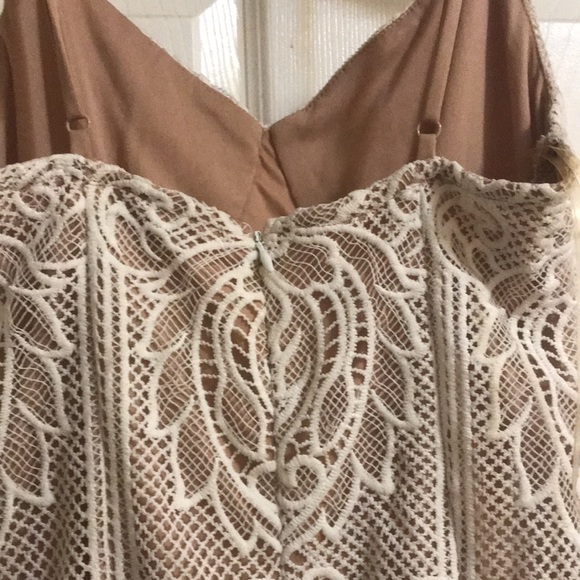 Honey Chelsea stunning white nude lining midi dress  BNWOT - Picture 5 of 7